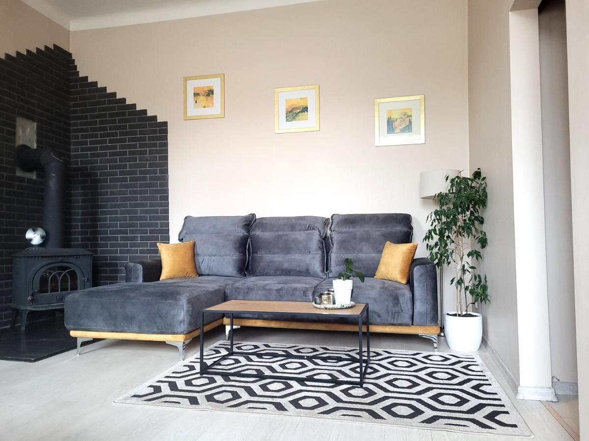 Cozy 2 Room Apartment In The Oldtown Of Klaipeda Exterior photo